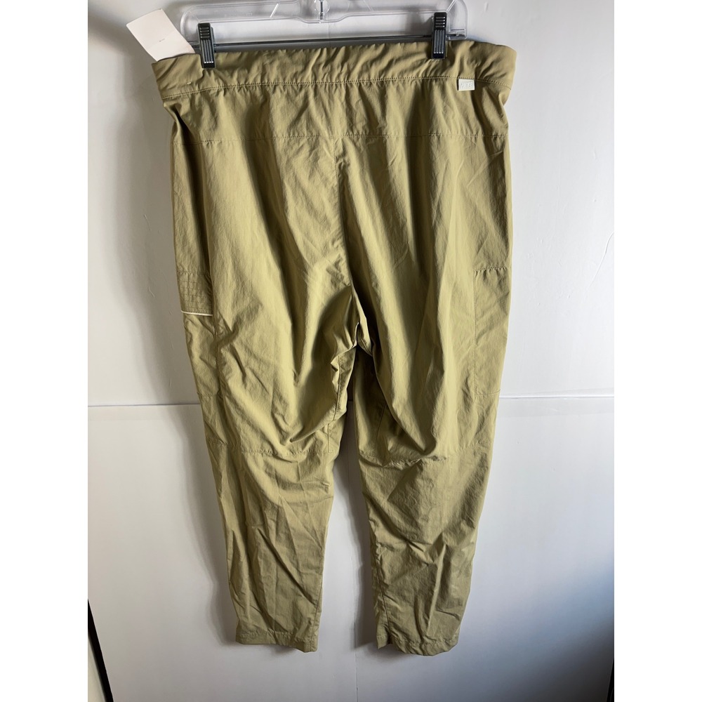 Nike Sportswear‎ Utility Cargo Pants Tan Khaki Tapered Leg DM6681-250 Mens 34